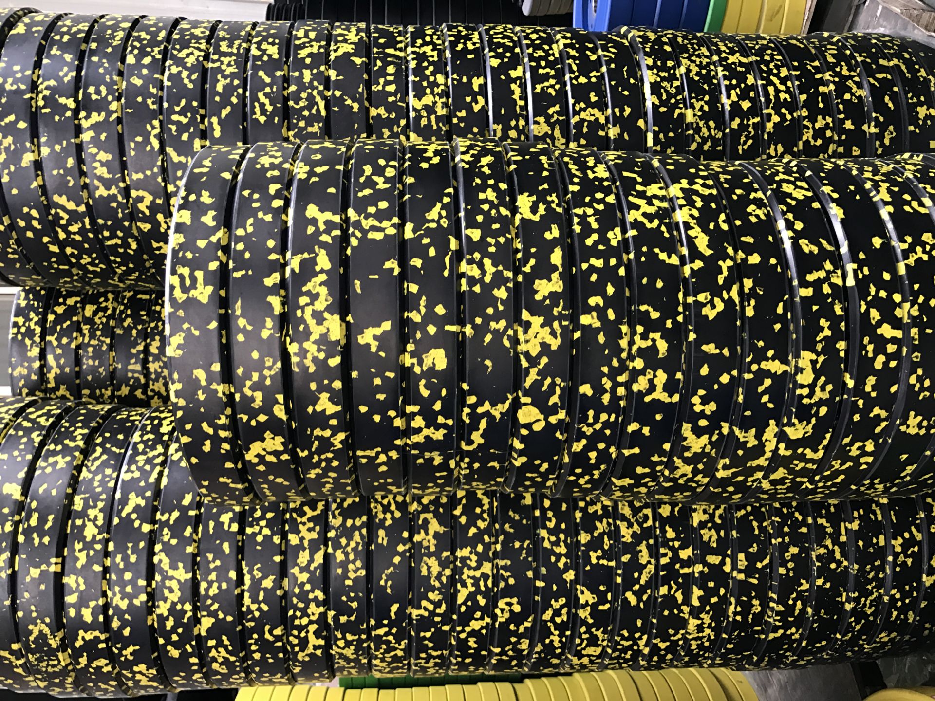 004B6DB0A9BEB921339BAF1BDD8395DD